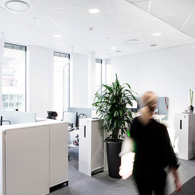 Takluftdon stål runt luftutlopp för till- och frånluft 595x595 mm - 160 mm - RAL 9005